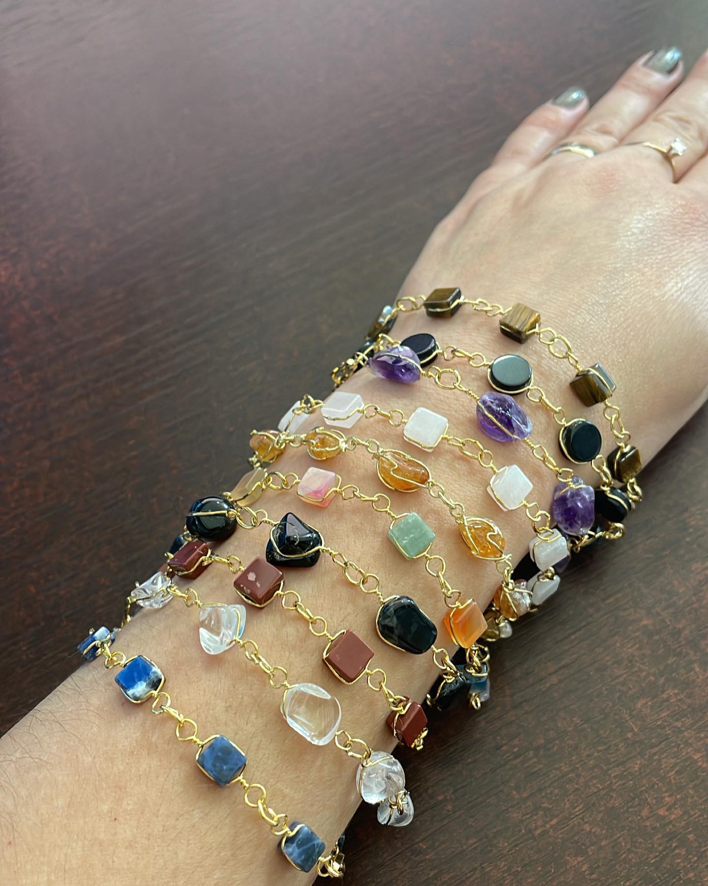 Pulseira de Pedras Naturais — Yalitza